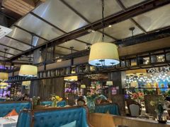 -领鲜活海鲜榴莲自助火锅(东门店)