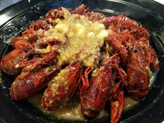 -虾弄弄海派小龙虾·牛羊蝎子火锅