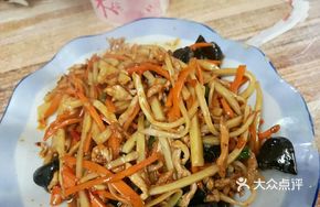 Carrot Shredded Pork with Fish-Flavored Sauce