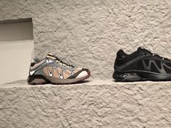 -SALOMON萨洛蒙(青岛海信店)