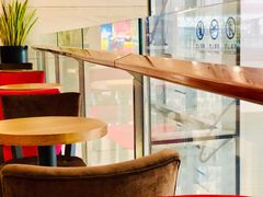 用餐区-太平洋咖啡(市府恒隆二店)