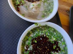 -马德元纯汤牛肉面(太奥广场店)