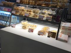 面包甜点陈列柜-BreadTalk面包新语·烘焙蛋糕(金光华广场店)