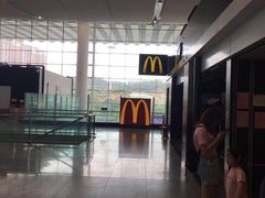 -麦当劳(深圳北站高铁店)