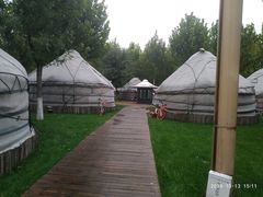 -九十九顶毡房(阜石路店)