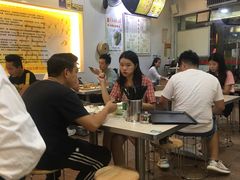 -兄弟深夜豆浆