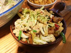 杭州有机花菜-唐伯虎新派湘菜馆(石夏时代广场店)