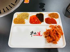 -牛味道炭火烤肉(湖前总店)