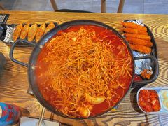 -吴草鸡爪오초닭발韩食堂(融恒盈嘉中心店)