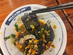 -黑白电视长沙小吃(美林M·LIVE天地东座店)