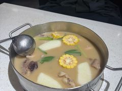 -肥仔文澳门猪骨煲(南京西路店)