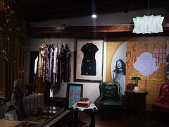 -良友书坊(安徽路店)