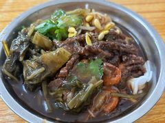 -灵山卢梅燕粉店