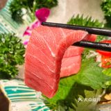 吃新鲜刺身海胆就来和利馆