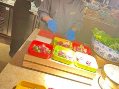 -大中华希尔顿酒店-念自助餐·嗨啤·小龙虾