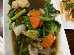 -Dang restaurant (patong phuket)
