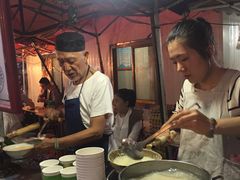 -清真老马家国华牛奶鸡蛋醪糟(正宁路店)