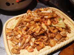 五花肉炒河虾-农厨好味·温泉鹅·农家菜