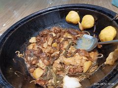 -屯老二农家铁锅炖·行业领军者(梅江店)