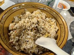 -休记光头香辣蟹干锅店(衣冠庙店)