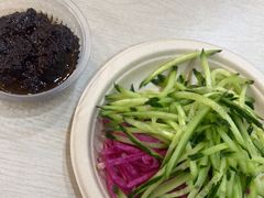 炸酱面-黑八私房老北京炸酱面