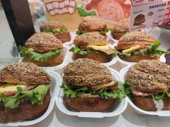 -多乐之日(颐堤港店)