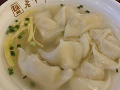刀鱼馄饨-老半斋(福州路店)
