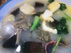 -小杨生煎(金山百联购物中心3楼店)