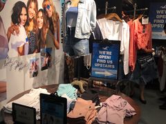 -Hollister(希慎广场店)