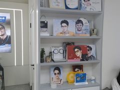 -潘多拉眼镜·蔡司依视路明月(潘家园店)