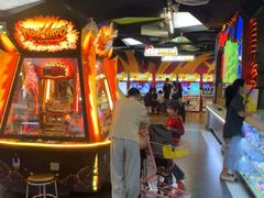 -星际传奇·蹦床海绵池·儿童乐园(大悦城店)