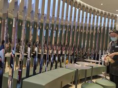 -奈雪的茶(亨特国际广场店)