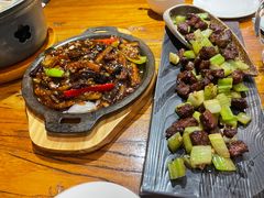 -苹果树下艺术餐厅(宋庄店)