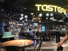 大堂-食通天美食广场(华润万象城店)