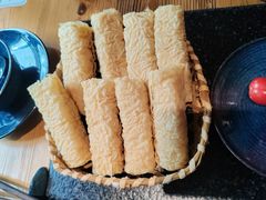 -湊湊火锅·茶憩(南京东路悦荟店)