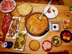 -贵厨酸汤牛肉(花果园国际中心店)