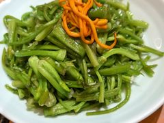 清炒水性杨花-老滇山寨•云南特色菜•地方菜•民族风情歌舞表演(金碧店)