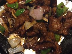 铁板黑椒牛肉-龙凤瓦罐煨汤馆(清江东路店)