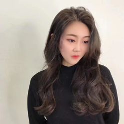 -MYYF SALON烫发染发