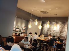 大堂-星巴克(杭州市民中心店)