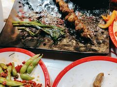 -阿郎龙虾烧烤海鲜馆(苏河融景店)