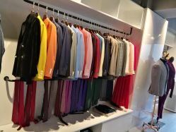 -优刻西服西装定制(金轮国际广场店)