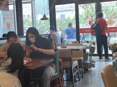 大堂-李先生牛肉面大王(上海站南广场店)