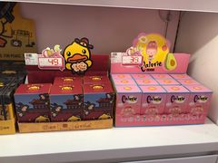 -泡泡玛特POPMART(东直门来福士店)