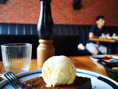 布朗尼巧克力蛋糕-SMOKI & CO(五大道店)