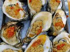 -蚝哥花姐湛江烤生蚝(美丽湾市场店)
