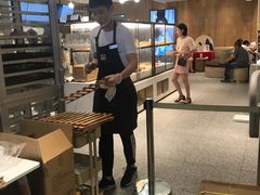 -奈雪的茶(湖滨银泰in77C区PRO店)