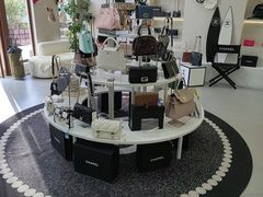 -六六奢品·vintage中古·回收二手奢侈品包包手表首饰(环球港店)