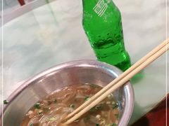 -炳记牛味粉店(四坊路店)