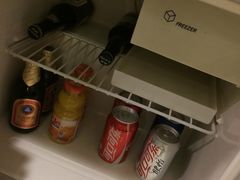 -上海虹桥君丽假日酒店(娄山关路地铁站店)